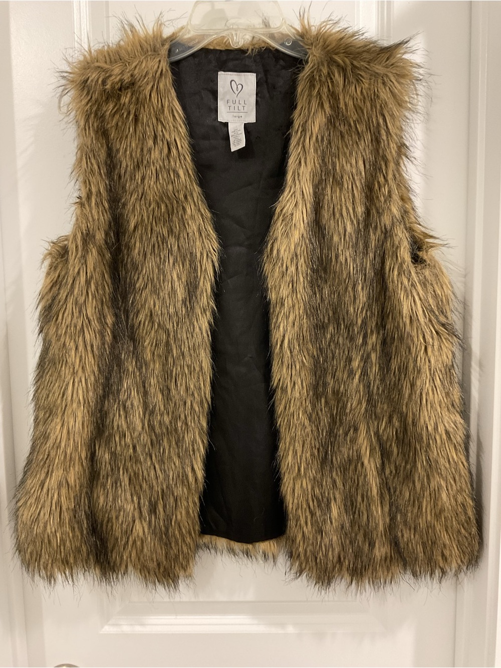 Full Tilt Faux Fur Vest in Golden Brown and Black